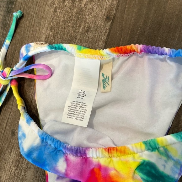 Hobie Tie Dye Rainbow String Bikini Sz XL To dye for Triangle Top & Side Thong - Picture 4 of 7